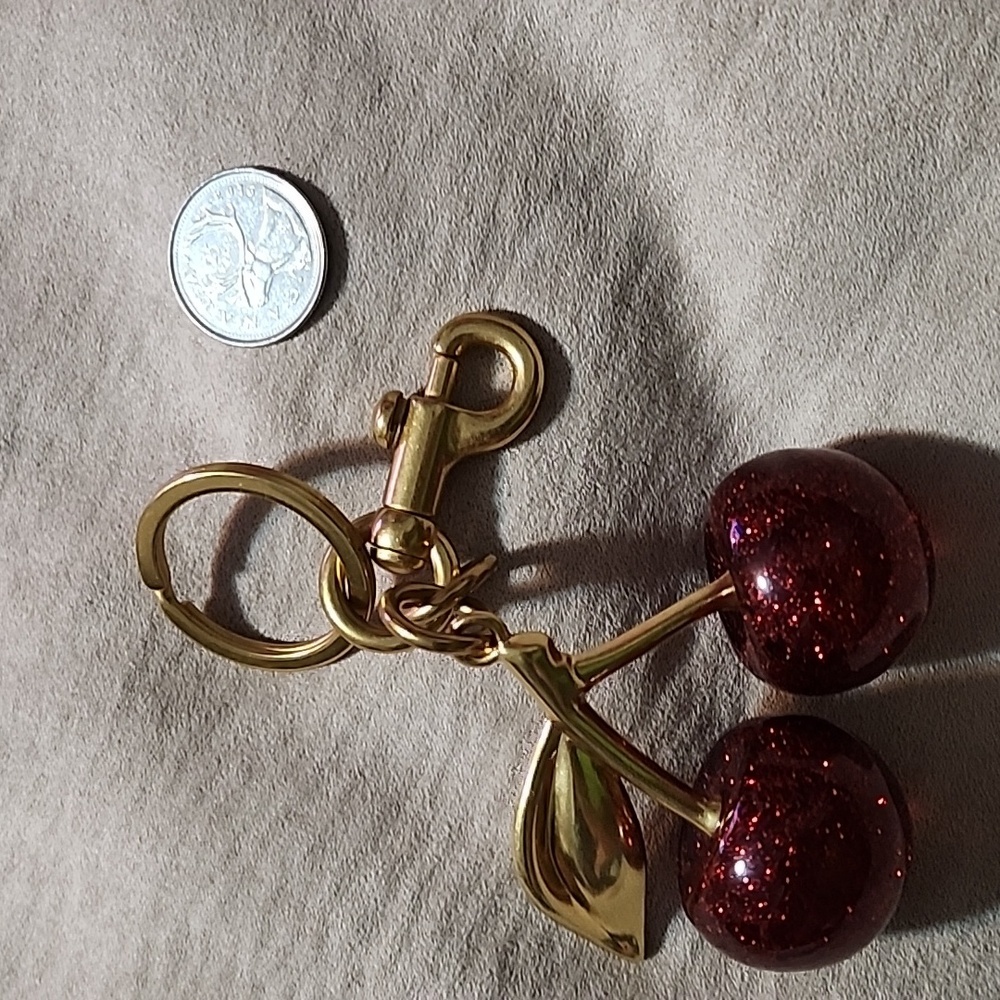 Cherry ๐ bag charm - Picture 9 of 11